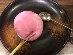 草莓和果子冰淇淋-雷神拉面(财富中心玉米楼店)
