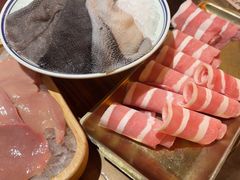 -旧街市鲜货老火锅(大光路店)