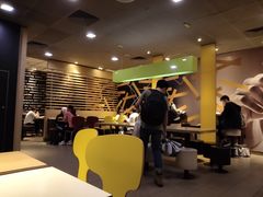-麦当劳(海岸城店)
