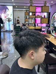 -藤野造型烫染·漂发