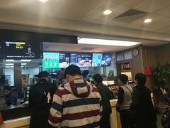 -麦当劳(轻轨曹杨路店)