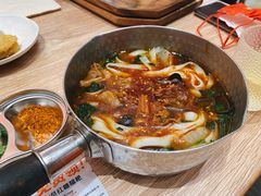 嬢嬢跷脚牛肉粉-小满手工粉(北京来福士店)