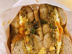 -Catch Bagel(芳草地店)