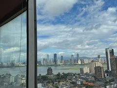 -东方豪景花园酒店·怡景旋转餐厅