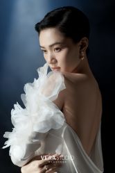 -至臻微拉婚纱摄影