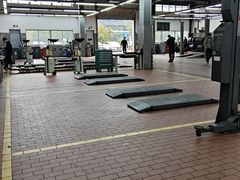 -杭州中升之星奔驰4S店(滨江店)