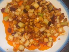 -靠山屯东北农家菜(八龙桥雅苑店)