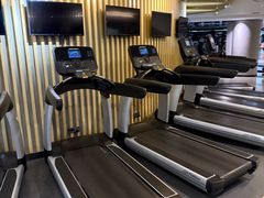 -懒人Club运动健身·运动康复·私教(三迪中心店)