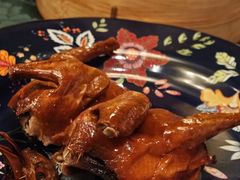 招牌乳鸽（八仙乳鸽）-誉八仙粤菜(万象天地店)
