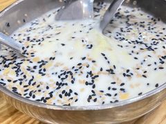 -白翔甜食店