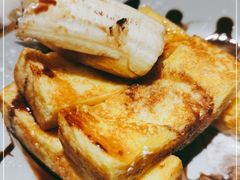 -Lia Cafe Bar Restaurant松山咖啡屋