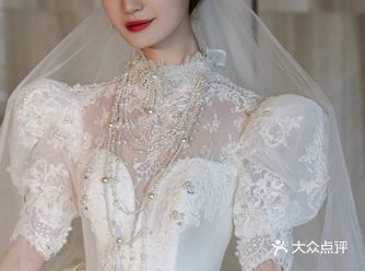 武汉试纱｜重工又复古的宫廷婚纱‍♀️