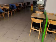 用餐区-老乡鸡(阜阳商厦时代广场店)