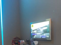 -唯爱KTV聚会餐厅(仙林东城汇店)