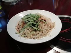 -霄汉牛三鲜湖北砂锅菜(万松园2店)