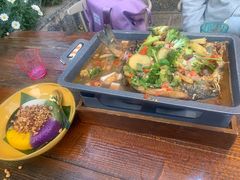 -春天里餐厅·云南创意菜特色美食(束河店)