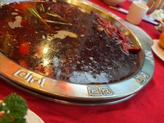 -山城年华老火锅(玉林店)