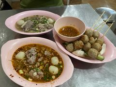 -榮泰米粉湯(Left Shop)