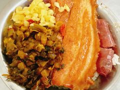 -梁阿婆廿年老牌扣肉糯米饭