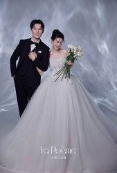 -乐派诗婚纱摄影