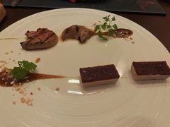 -恰餐厅及酒吧 CHAR Bar & Grill (北京丽都皇冠假日店)