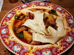 沙湾大盘鸡-塔哈尔·新疆盛宴(城西银泰店)