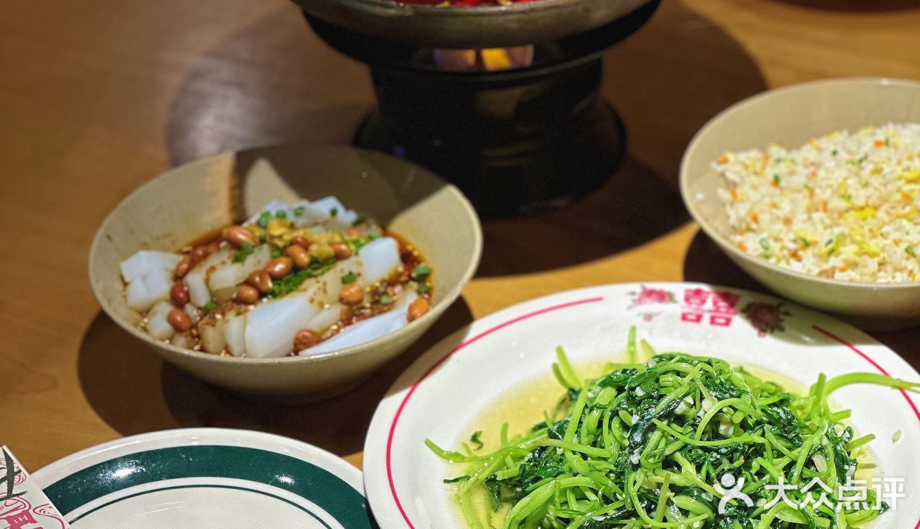 京妞儿美食｜排队一小时‼️只为吃到这口儿重庆冒血旺