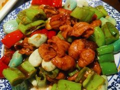 -东口码头·烧鸽子·鱼头泡饼·地方菜(金鹰悦城店)