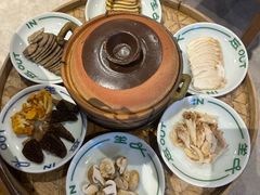 -一坐一忘云南菜(嘉里中心店)