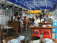 大堂-广味炭炉鸡煲(宝业路分店)