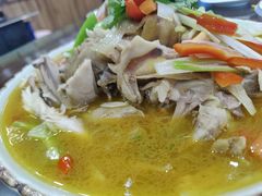 -三江源美食城