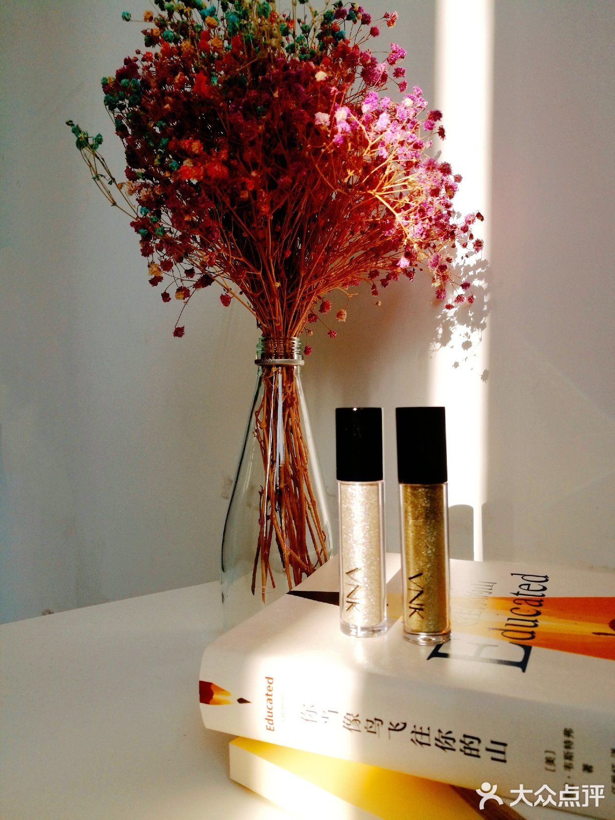 V  NEED  KISS   国货彩妆冲鸭[鸭子]