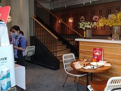-必胜客(新海上世界店)