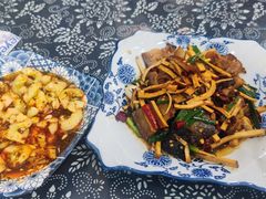 -记忆湘菜馆(芙蓉镇店)
