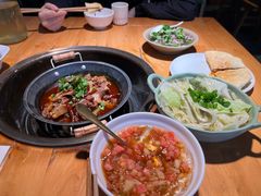 -大众跷脚牛肉馆·非遗传承单位(峨眉山店)