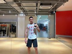 -乐刻运动健身精品馆(览秀城店)