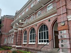 -香港大学