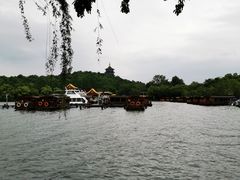 -苏堤停车场