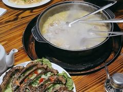 -侠成水上农庄(工业大道店)