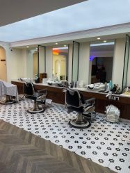 -理昂男士理发店 Barber shop