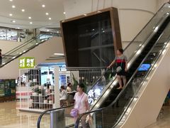 -奈雪的茶(市百一店)