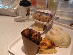 -Yearn Tours妍图(昆山万象汇店)