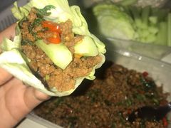 小米辣炒牛肉-香巴拉云南餐厅(华莱坞店)