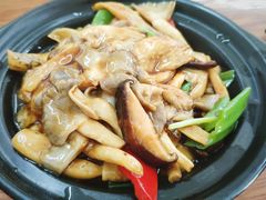 -胡子饮食店