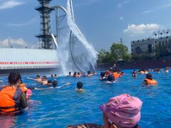 -泸州欢乐派海滩公园