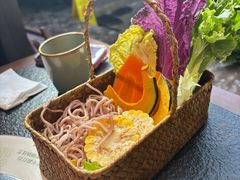 -菌自由丨野生菌火锅特色庭院餐厅(丽江古城店)