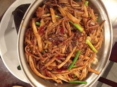 干锅茶树菇-来顺成饭庄