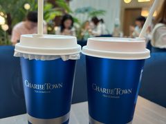 手煮·荆棘玫瑰牛乳茶-CHARLIETOWN红茶公司(南京万象天地店)