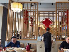 -严记小天府酸菜鱼(西四路店)