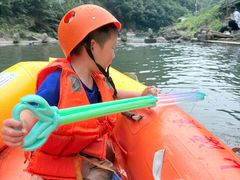 -安吉龙王山峡谷漂流